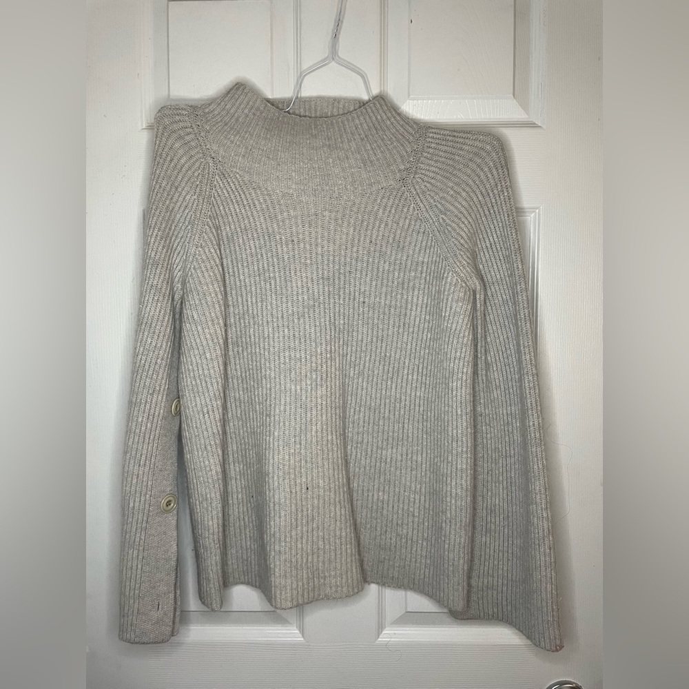 Vince Small Gray sweater